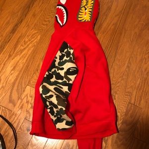 Bape shark red jacket🔴⚫️